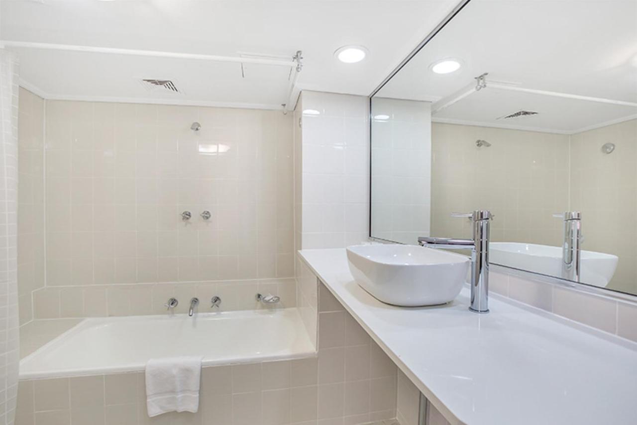 Apartment At College St Сидни Екстериор снимка